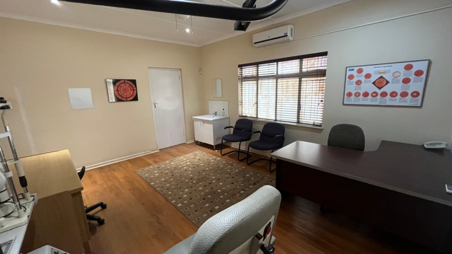  Bedroom Property for Sale in Jeffreys Bay Central Eastern Cape
